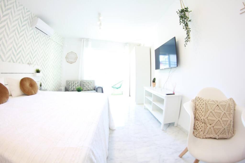Torremolinos - New Central Studio Plata With Balcony Exterior foto